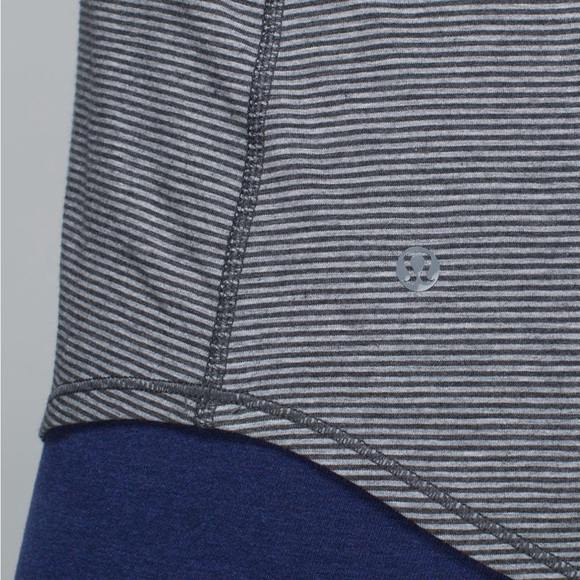 LULULEMON Breezy Tank in Divided Stripe Heathered Light to Dark Grey / Slate 2 - Picture 8 of 14